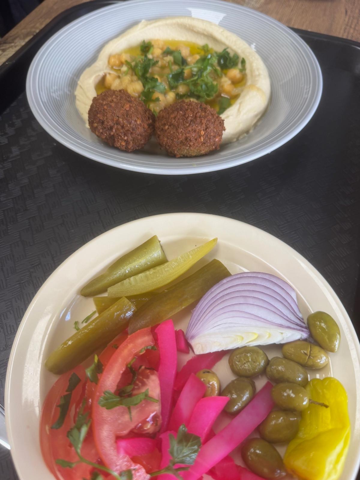 Full Mediterranean spread
